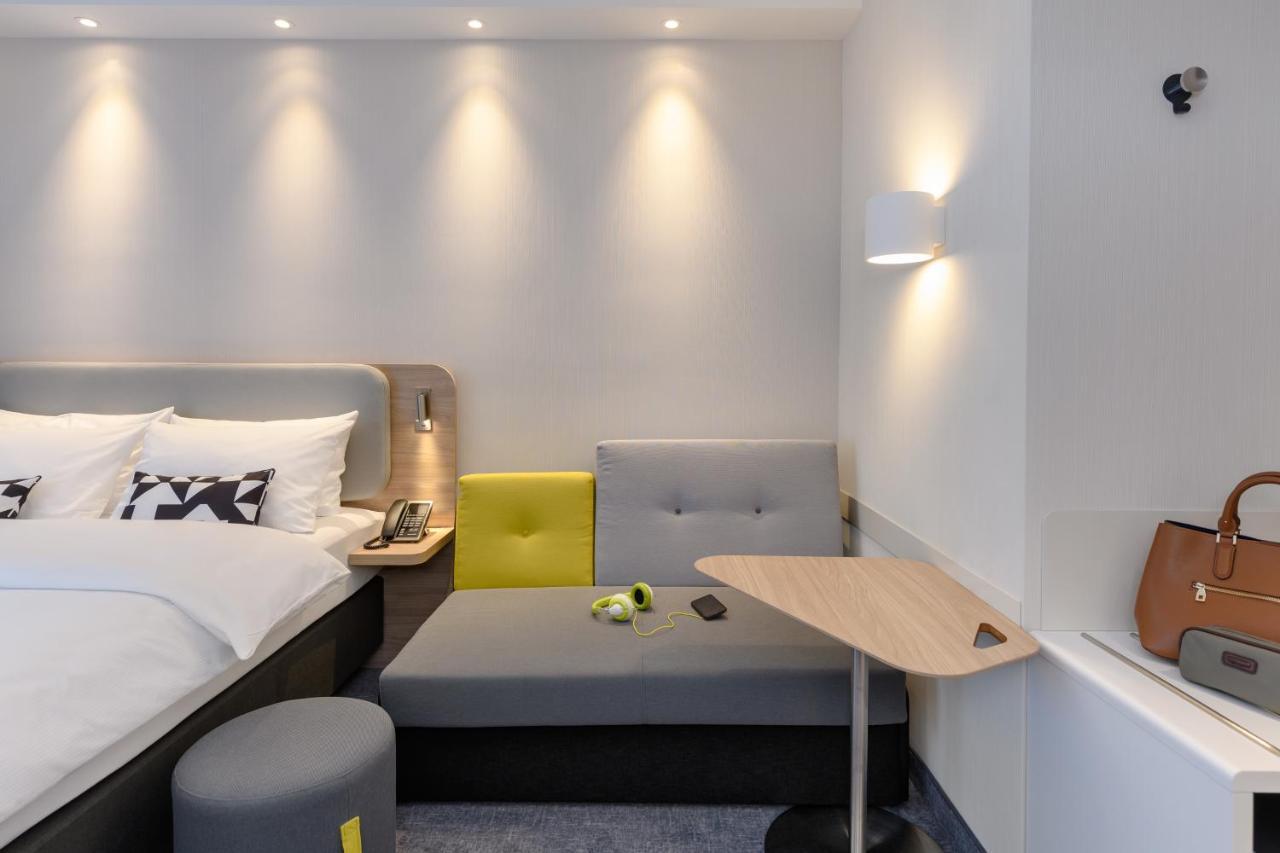 Holiday Inn Express Goettingen By Ihg Exterior photo