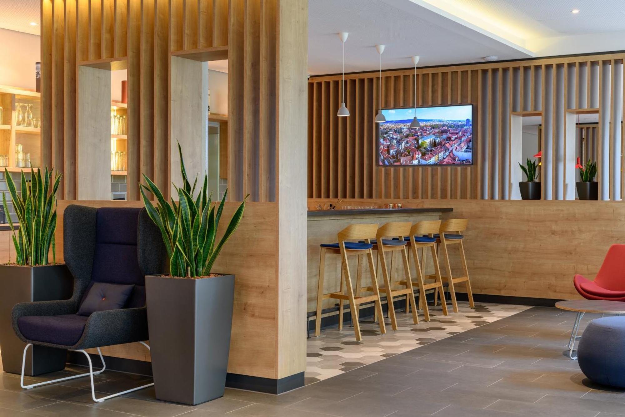 Holiday Inn Express Goettingen By Ihg Exterior photo